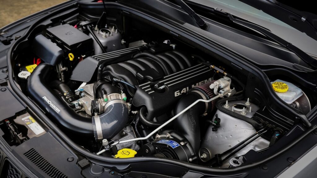 6-tips-for-keeping-your-engine-bay-showroom-clean