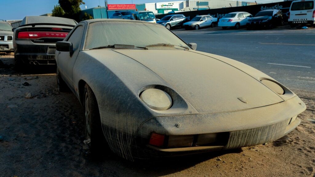 why-you-can-find-abandoned-luxury-cars-in-dubai-and-what-happens-to-them