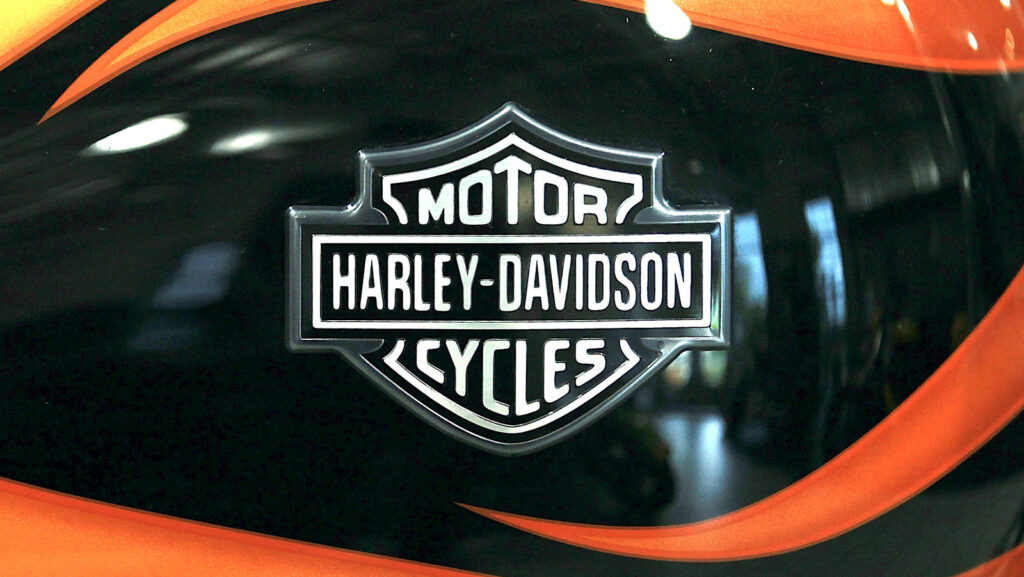 every-harley-davidson-cruiser-you-can-buy-in-2024,-ranked-by-price