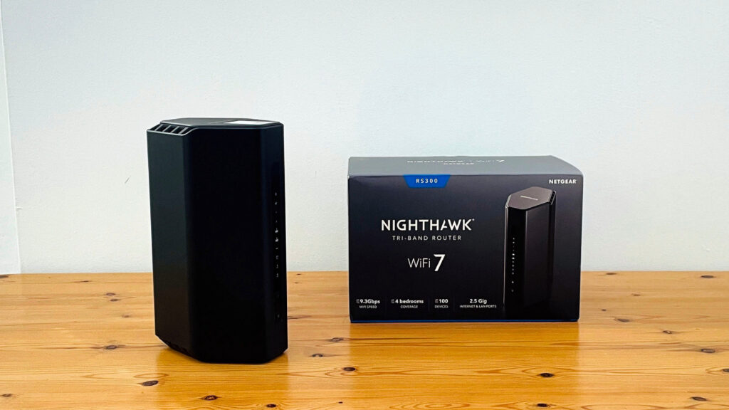 netgear-nighthawk-rs300-review:-high-speed-wi-fi-7-at-a-competitive-price