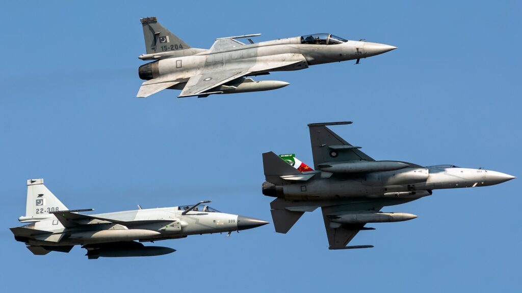 everything-to-know-about-pakistan’s-jf-17-thunder-fighter-jet